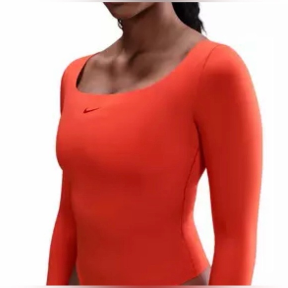 Nike Scoop Neck Long Sleeve Bodysuit - Bright Orange